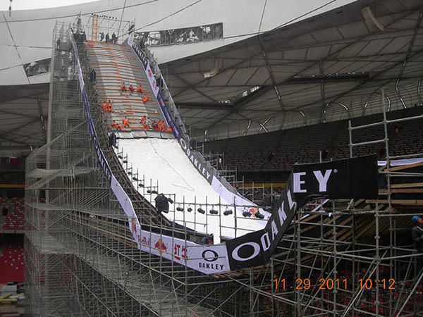 2011年北京沸雪世界单板滑雪大跳台